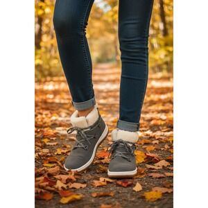 "UGG"‎ Women's Gray Lakesider Heritage Lace Boots Size 10 Suede Sherpa MINT!!!